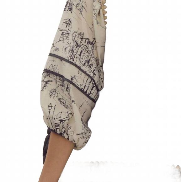 NEW ENTRO scalloped trim vest in black tan - Picture 8 of 8